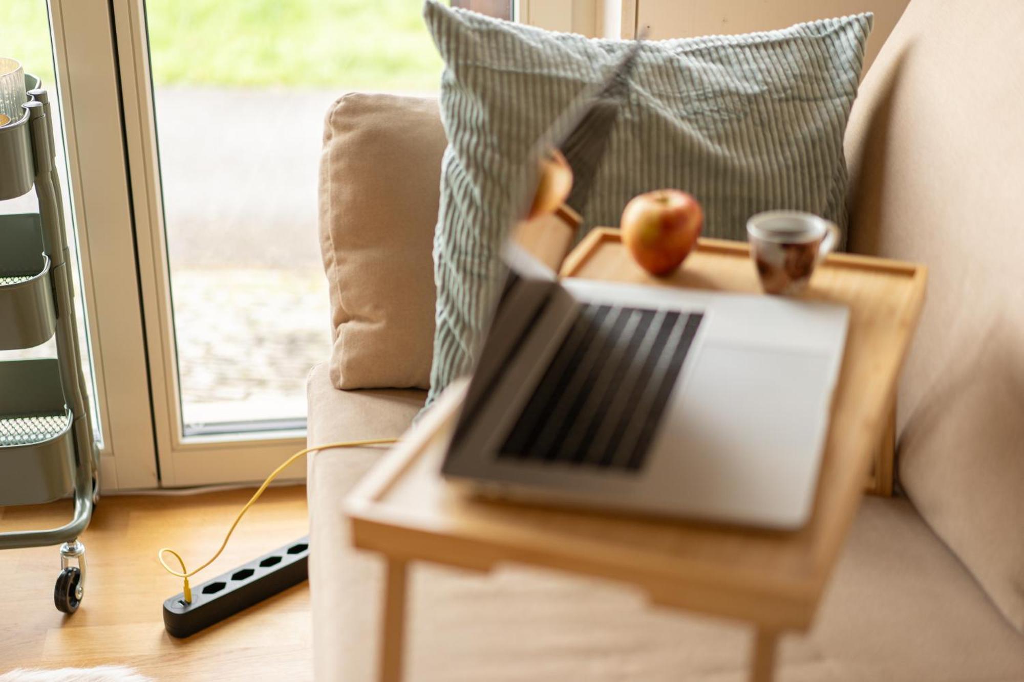 Tiny House Chez Claudine - Relaxen, Workspace, Naehe Thermen, Netflix, Free Parking & Wifi Бругг Екстер'єр фото