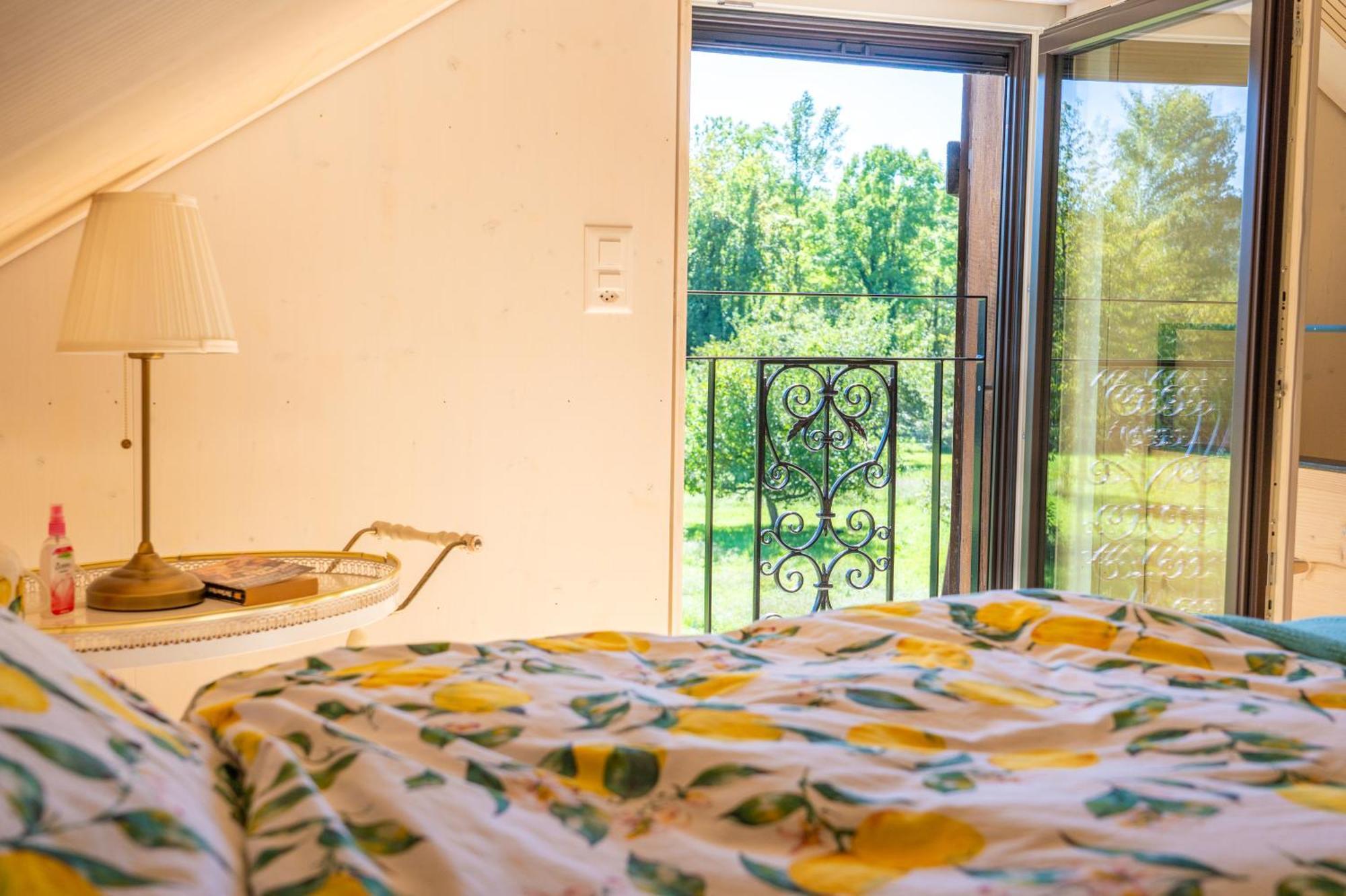 Tiny House Chez Claudine - Relaxen, Workspace, Naehe Thermen, Netflix, Free Parking & Wifi Бругг Екстер'єр фото
