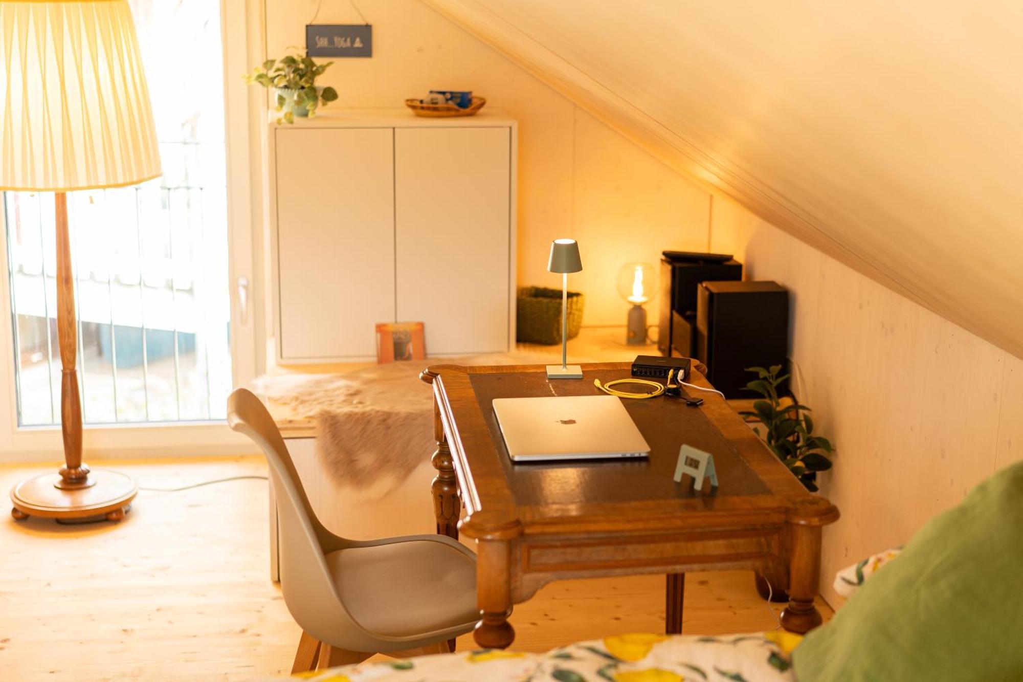 Tiny House Chez Claudine - Relaxen, Workspace, Naehe Thermen, Netflix, Free Parking & Wifi Бругг Екстер'єр фото